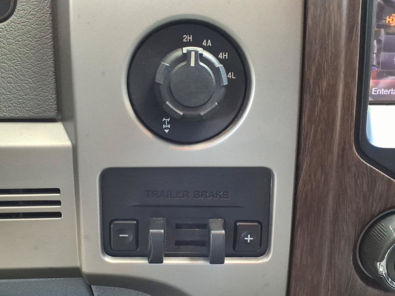 Used 2013 Ford F150 Lariat w/ Luxury Equipment Group AWD/4WD image 25