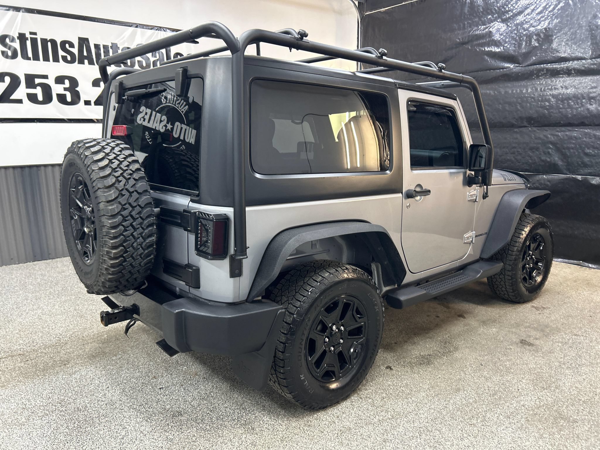 Used 2015 Jeep Wrangler Sport AWD/4WD image 6