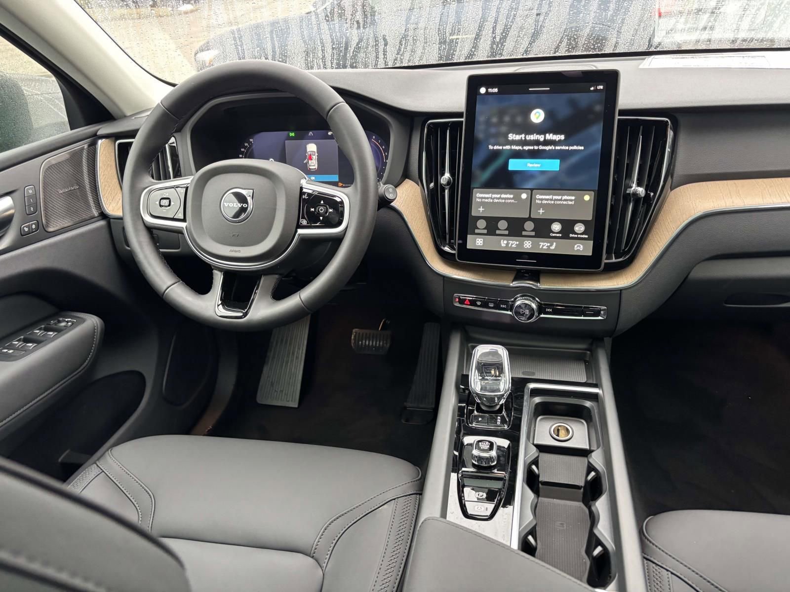 New 2026 Volvo XC60 B5 Plus w/ Protection Package Premier image 27