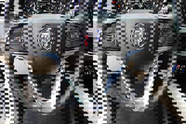 Used 2023 Buick Enclave Avenir w/ Avenir Technology Package image 13