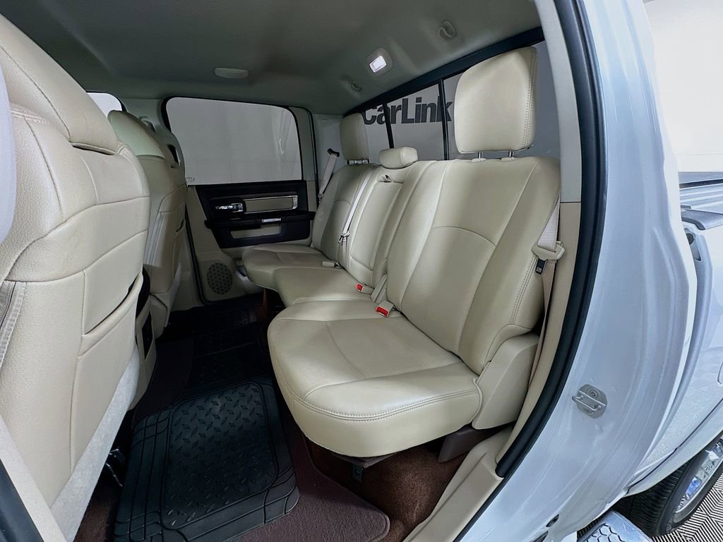 Used 2017 RAM 1500 Laramie image 29