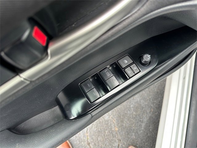 Used 2025 Toyota Camry LE image 19