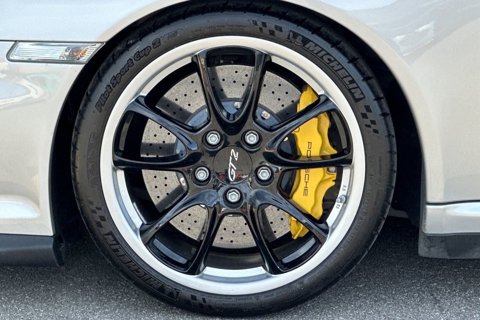 Used 2008 Porsche 911 GT2 image 42