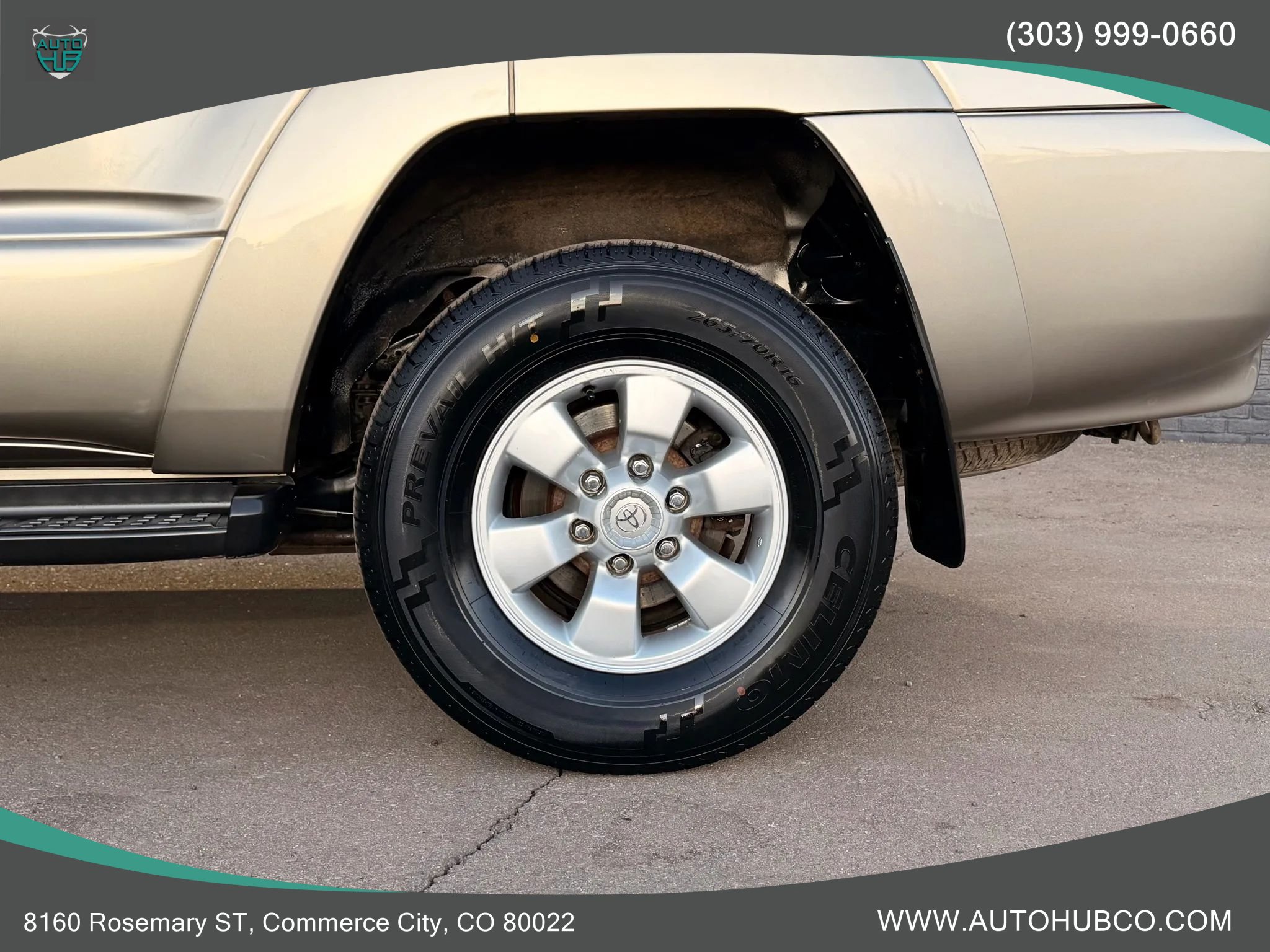 Used 2004 Toyota 4Runner SR5 AWD/4WD image 23