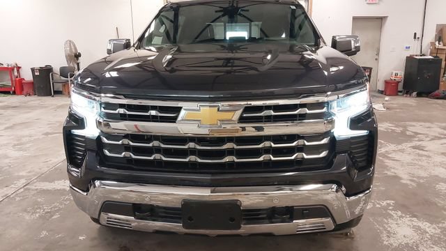 Used 2023 Chevrolet Silverado 1500 LTZ w/ LTZ Premium Package AWD/4WD image 41