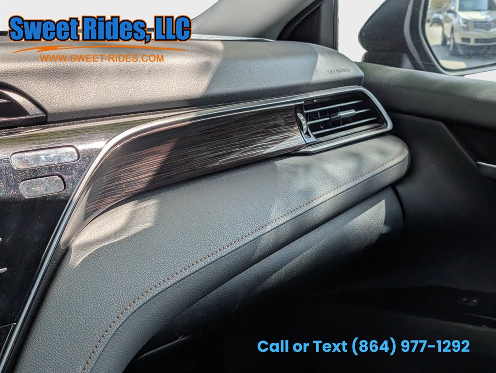 Used 2019 Toyota Camry LE image 21