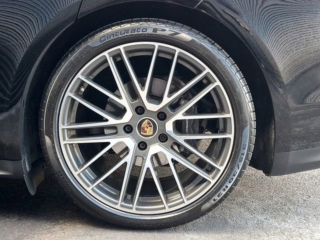 Certified 2023 Porsche Panamera 4 Platinum Edition image 14