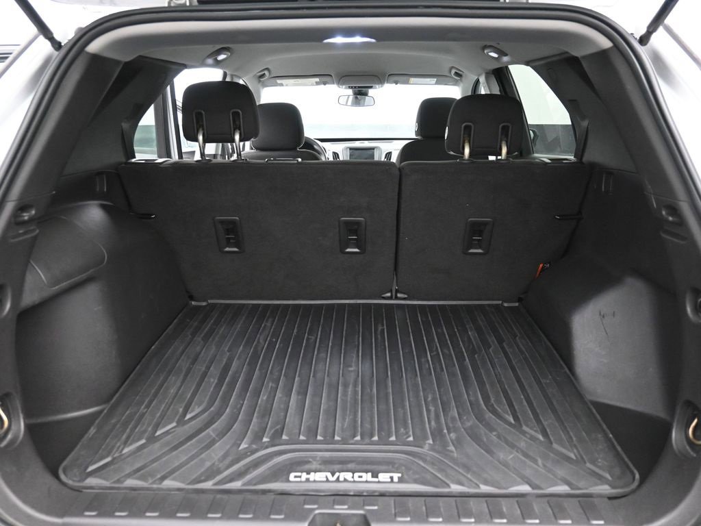 Used 2020 Chevrolet Equinox LS w/ LS Convenience Package image 23
