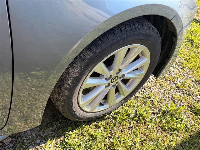 Used 2024 Toyota Corolla LE w/ LE Convenience Package image 17