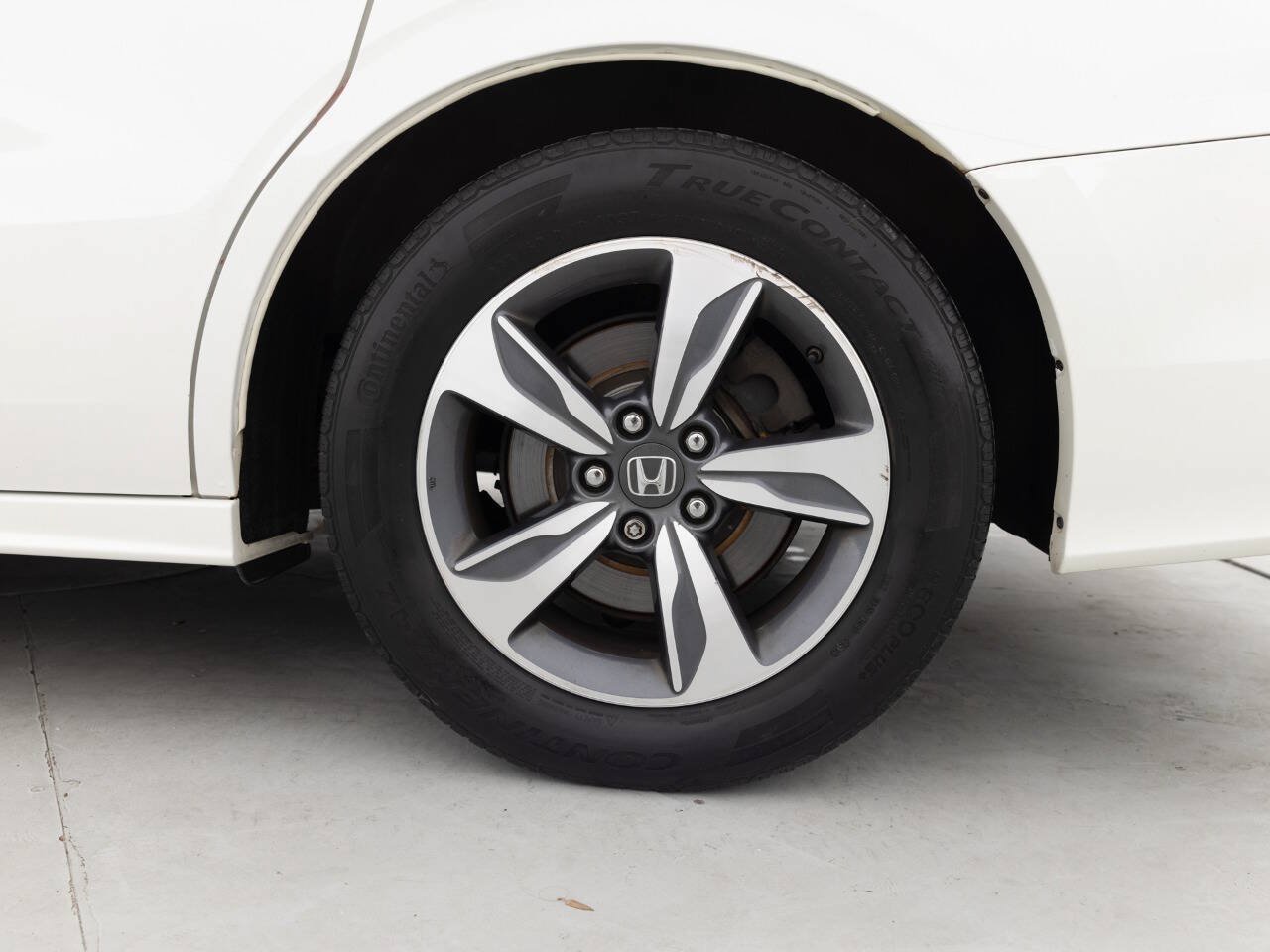 Used 2018 Honda Odyssey Touring image 20