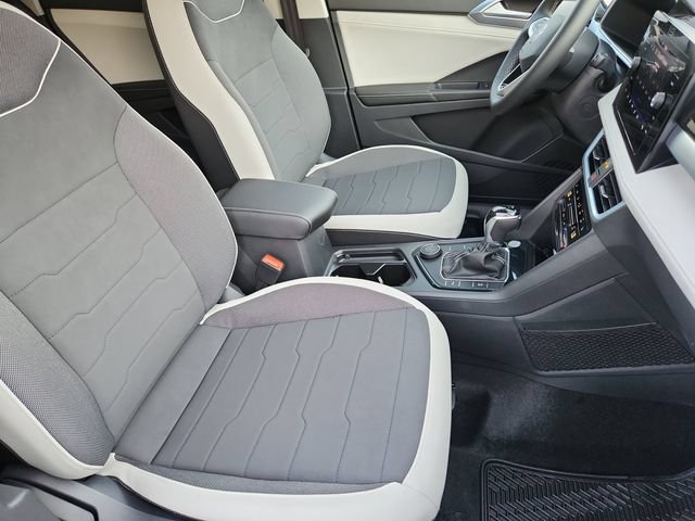 New 2026 Volkswagen Taos SE AWD/4WD image 23