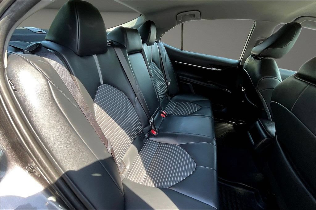 Used 2023 Toyota Camry SE FWD image 29