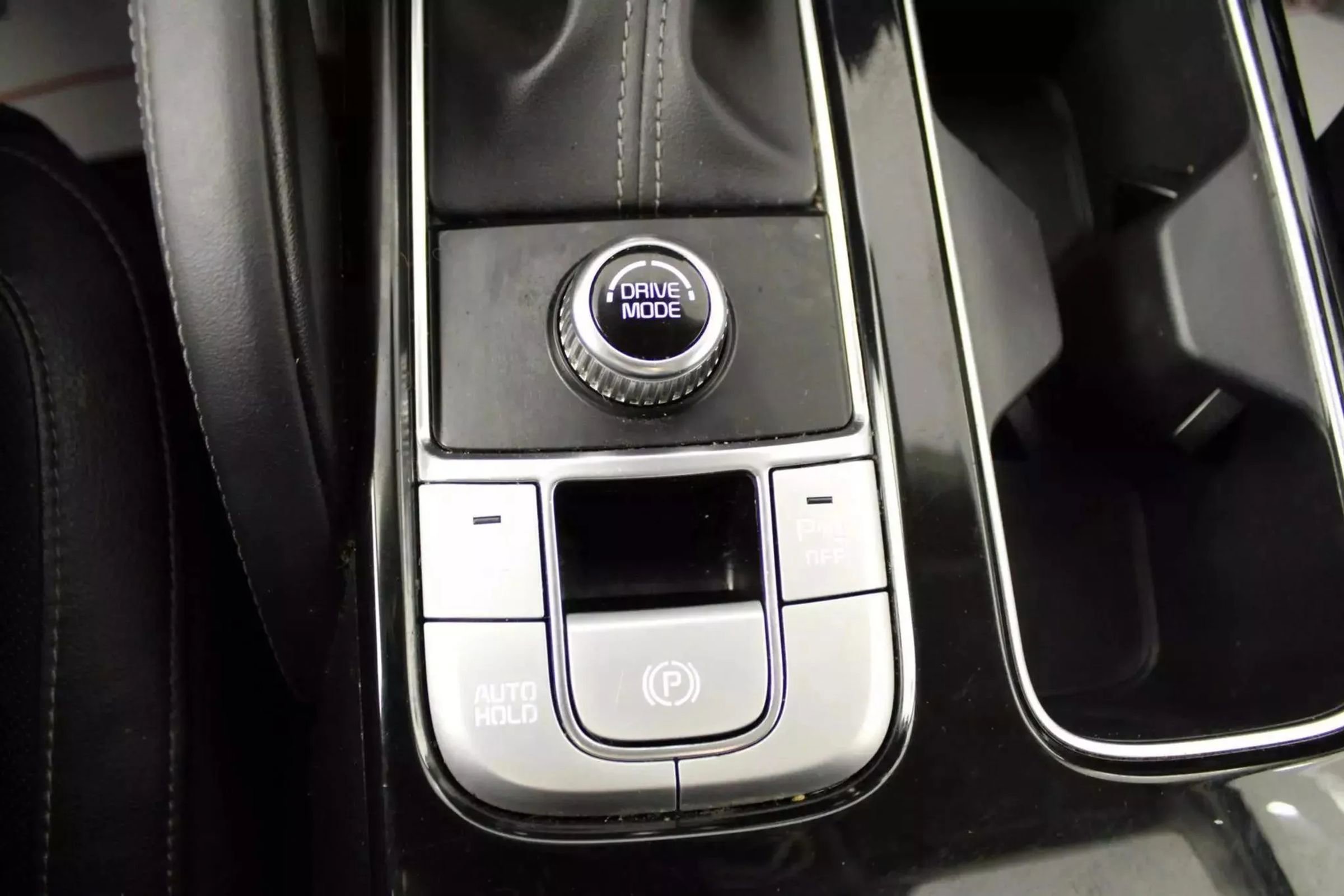 Used 2022 Kia Telluride EX w/ EX Premium Package FWD image 28