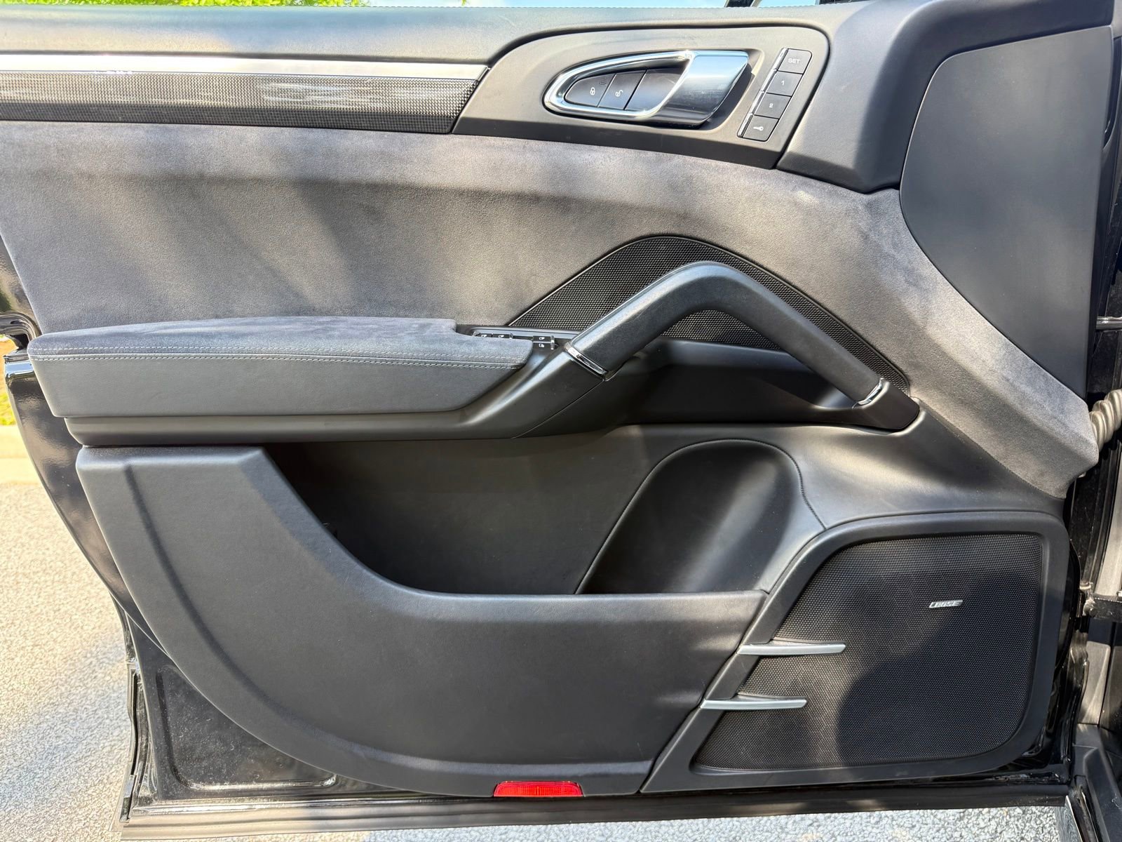 Used 2016 Porsche Cayenne GTS AWD/4WD image 44