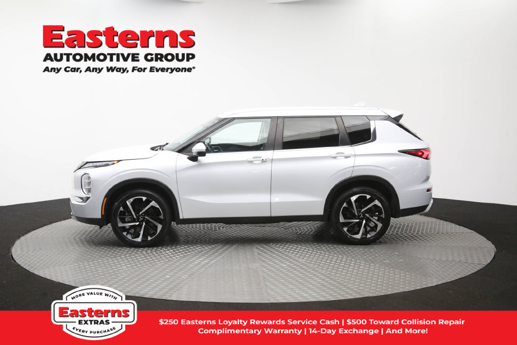 Used 2024 Mitsubishi Outlander SE FWD image 61