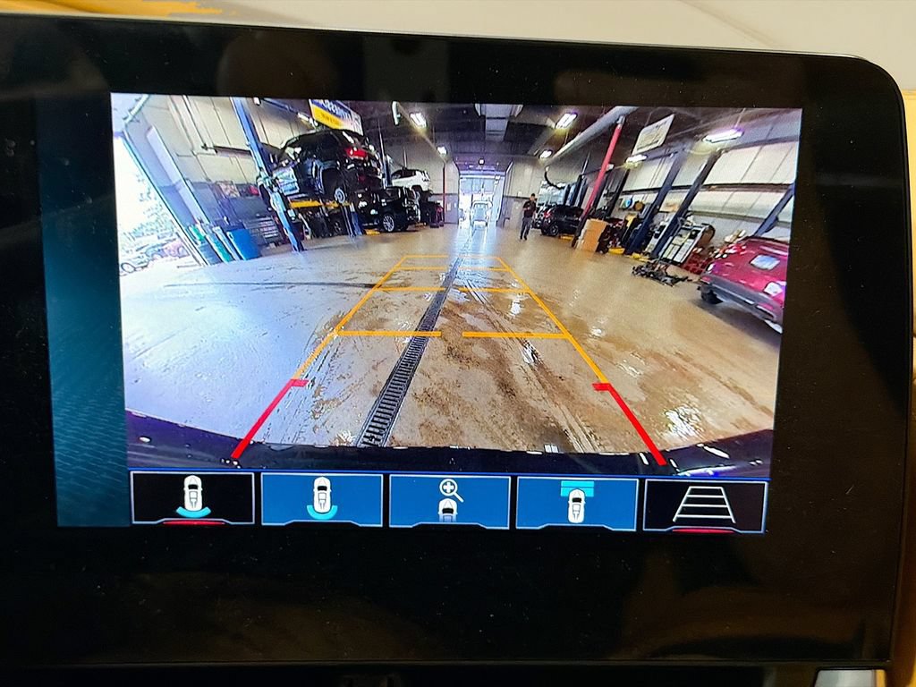 Used 2024 Chevrolet Corvette Z06 RWD image 14