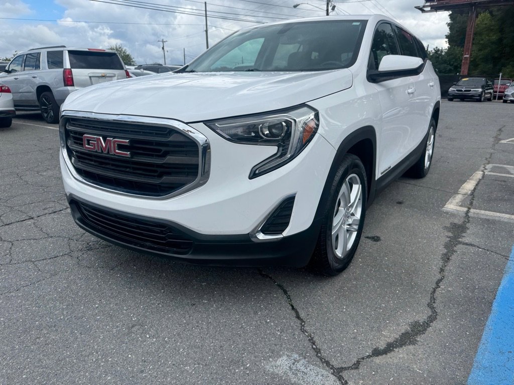 Used 2018 GMC Terrain SLE image 2