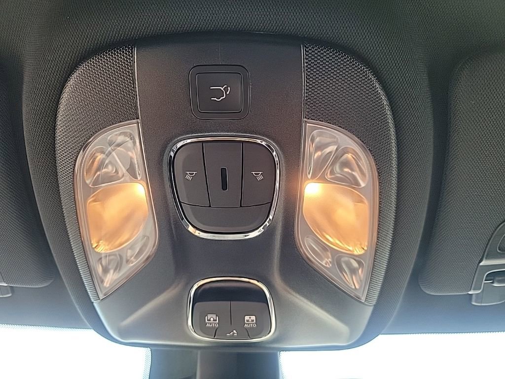 New 2026 Jeep Compass Limited w/ Sun, Sound & Navigation Group image 15