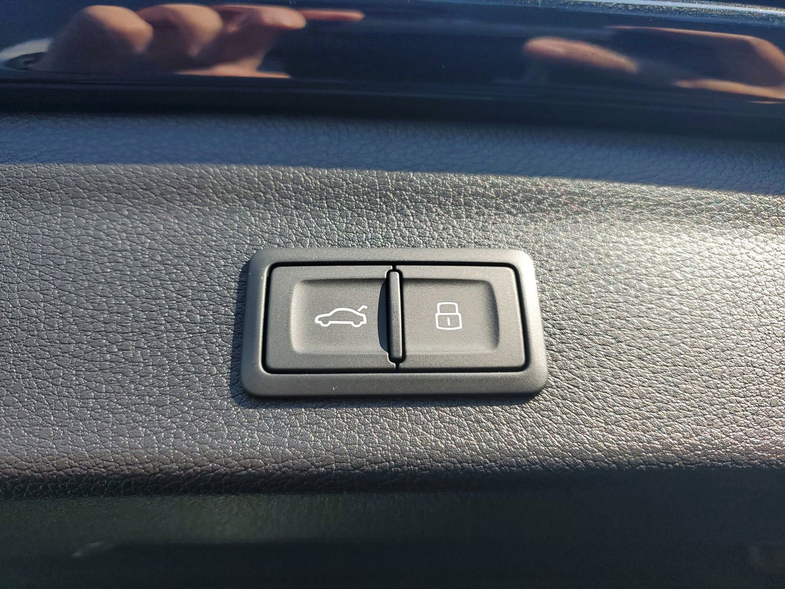 Used 2025 Audi Q3 2.0T Premium Plus w/ Premium Plus Package image 10