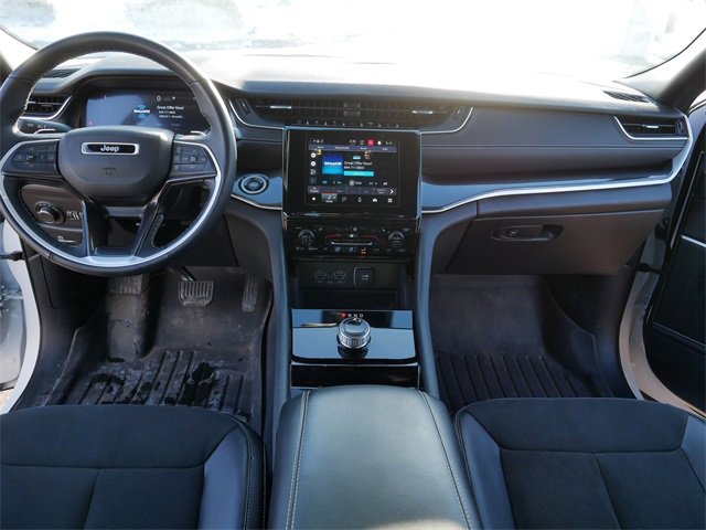 Used 2022 Jeep Grand Cherokee Altitude image 21