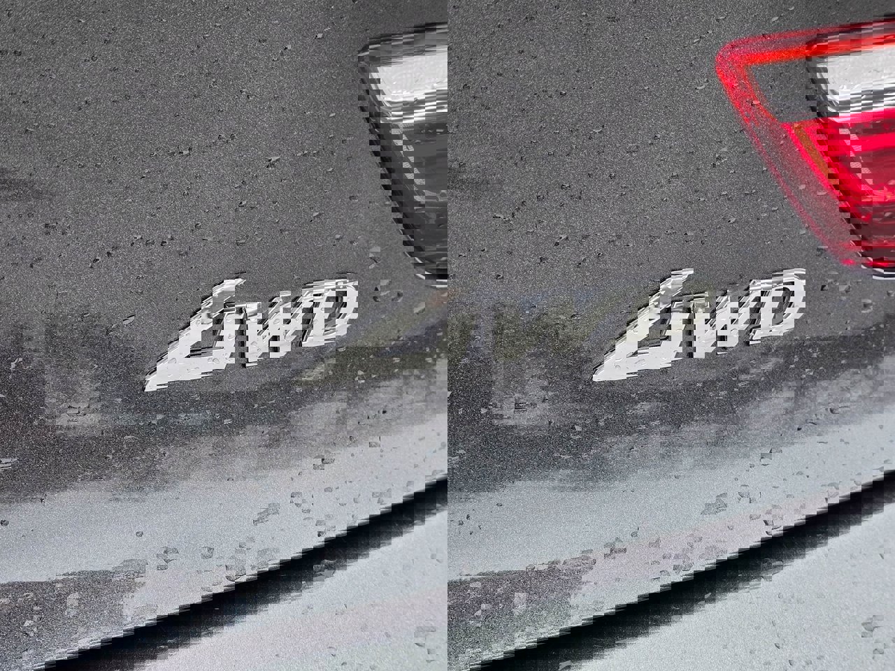 Used 2023 Genesis G80 2.5T image 17