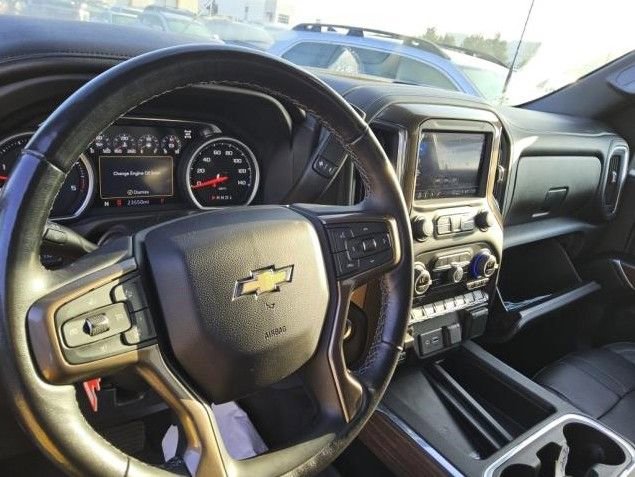 Used 2022 Chevrolet Silverado 2500 High Country w/ Z71 Off-Road Package AWD/4WD image 6