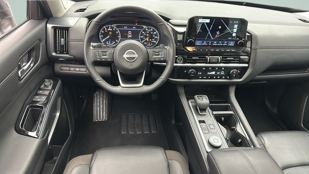 Used 2023 Nissan Pathfinder SL w/ SL Premium Package AWD/4WD image 11