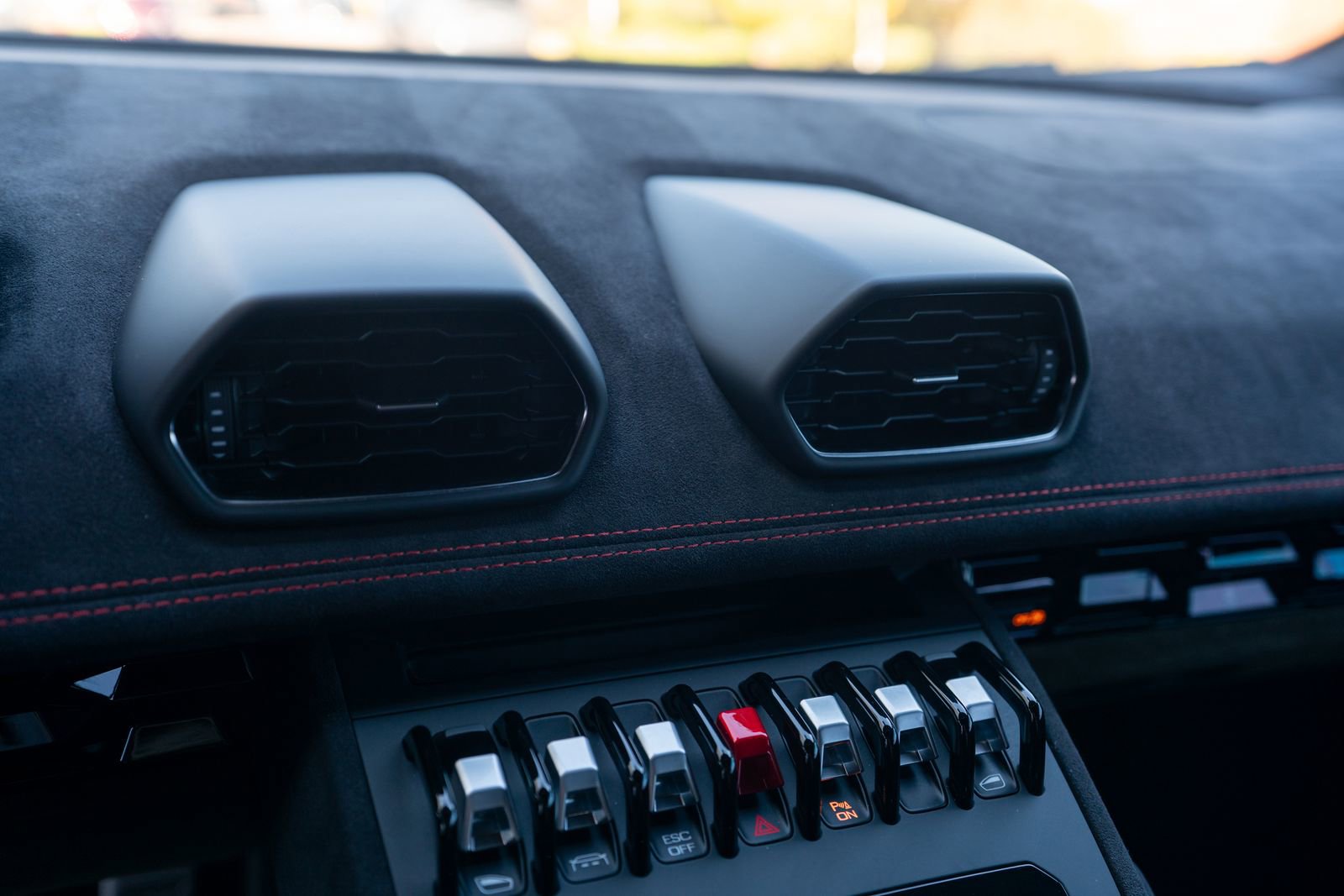 Used 2024 Lamborghini Huracan Sterrato image 33