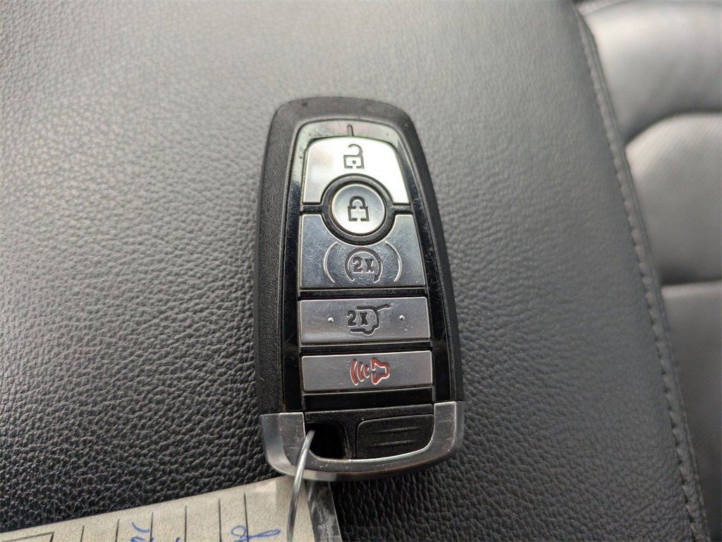 Used 2019 Ford Explorer Limited w/ Ford Safe & Smart Package image 35