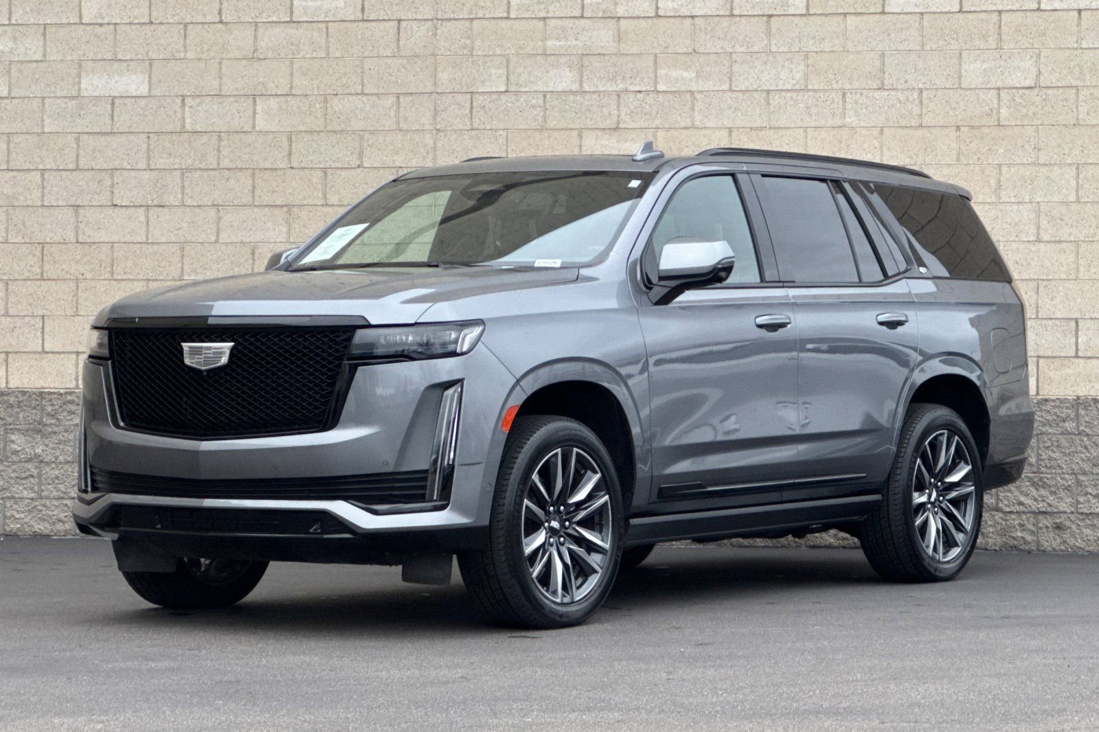 Certified 2021 Cadillac Escalade Sport Platinum w/ Heavy-Duty Trailer Package image 8