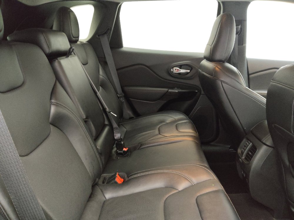 Used 2023 Jeep Cherokee Altitude Lux image 19