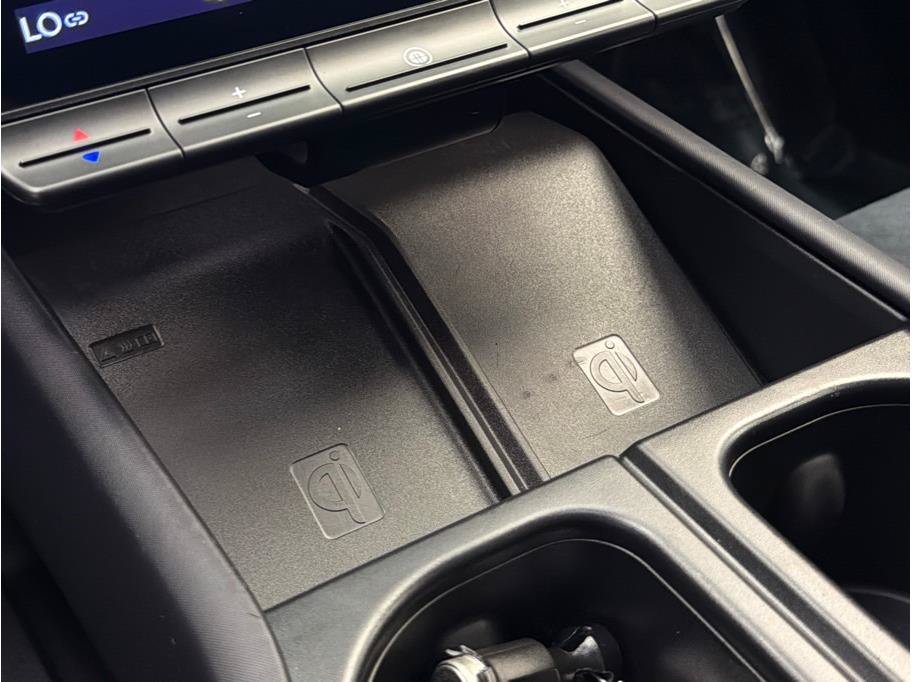 Used 2023 Fisker Ocean One AWD/4WD image 19