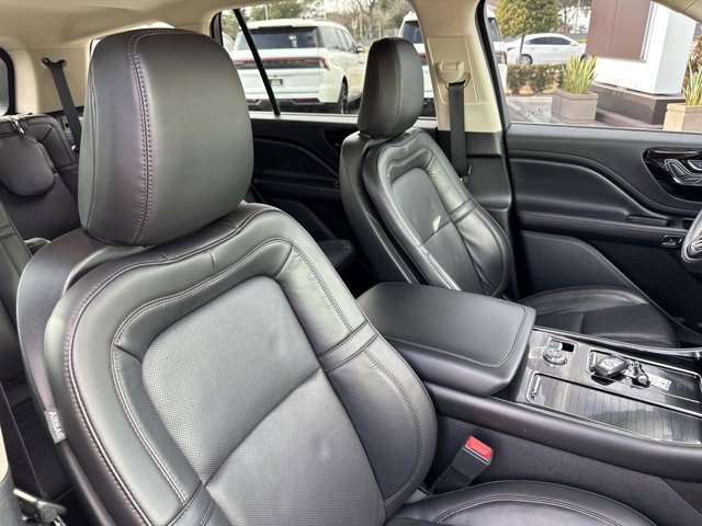 Used 2022 Lincoln Aviator Reserve w/ Equipment Group 201A image 21