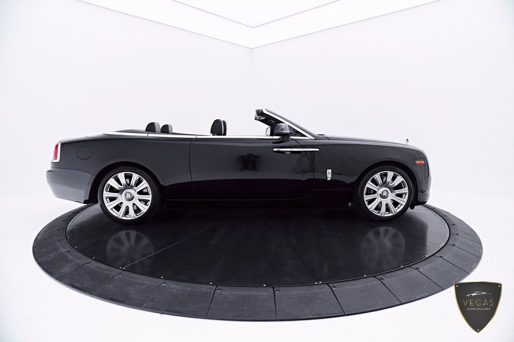 Used 2019 Rolls-Royce Dawn RWD image 25