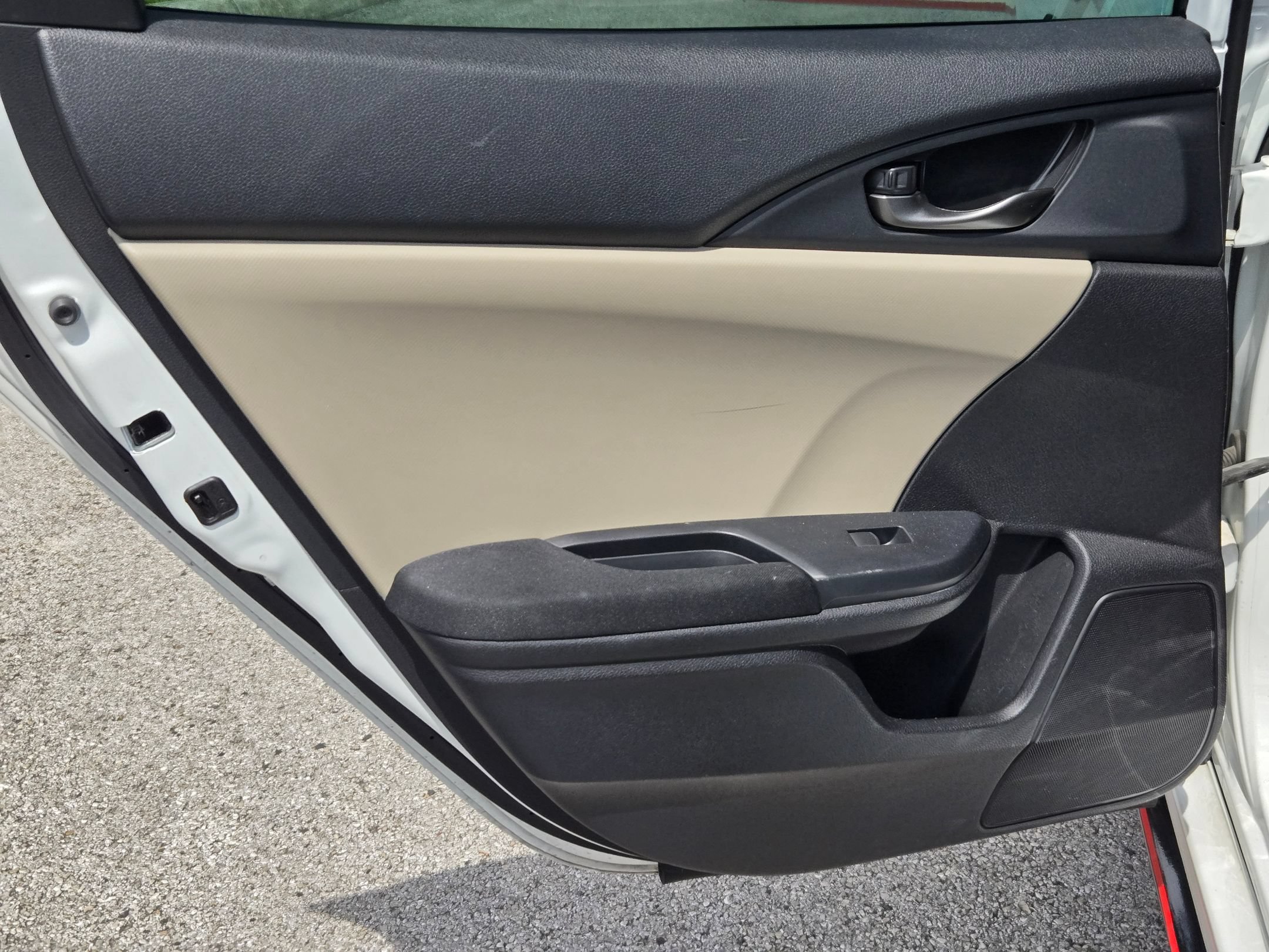 Used 2018 Honda Civic Sport image 15