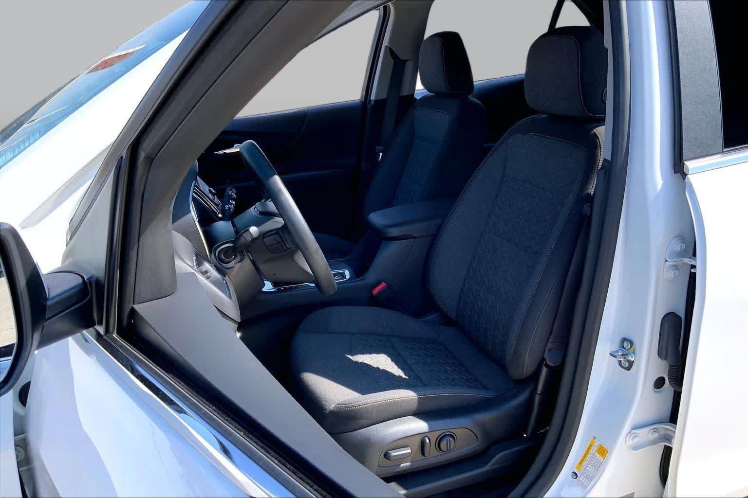 Used 2023 Chevrolet Equinox LT FWD image 8