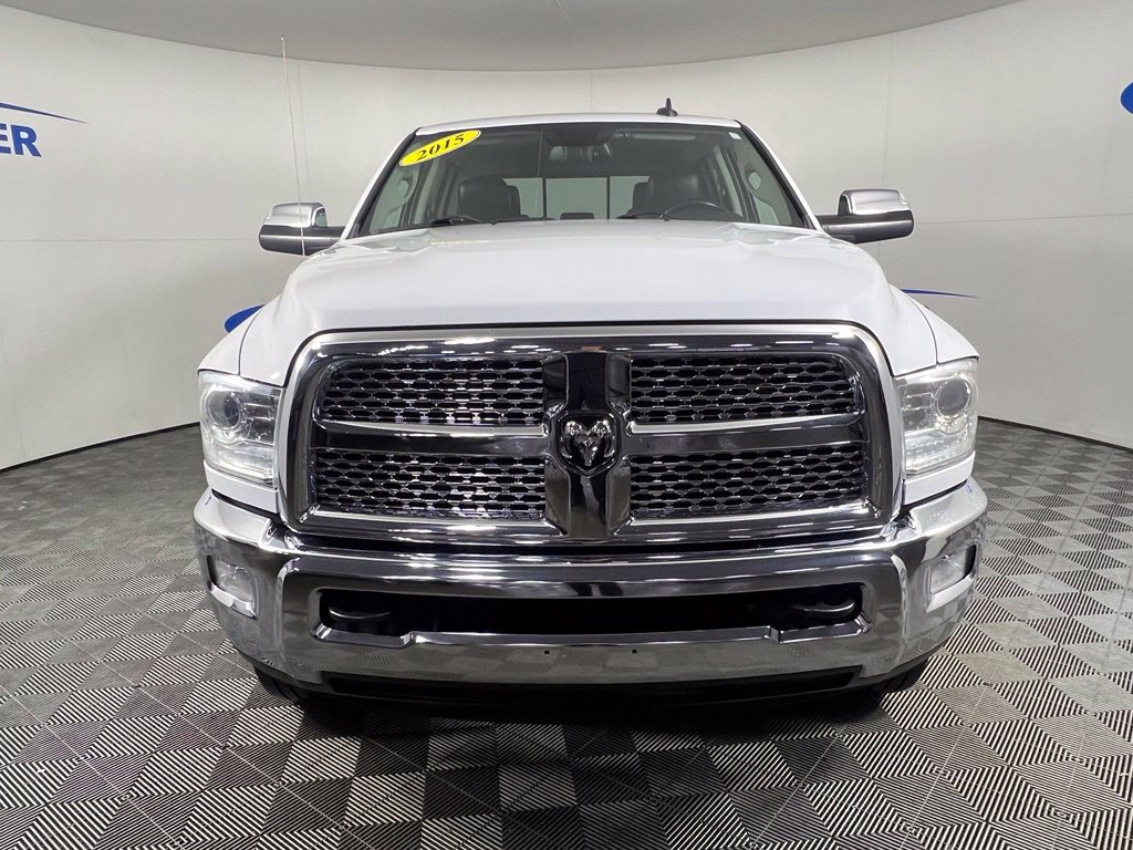 Used 2015 RAM 3500 Laramie w/ Convenience Group AWD/4WD image 8