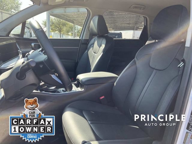 Used 2025 Kia Sorento S image 15