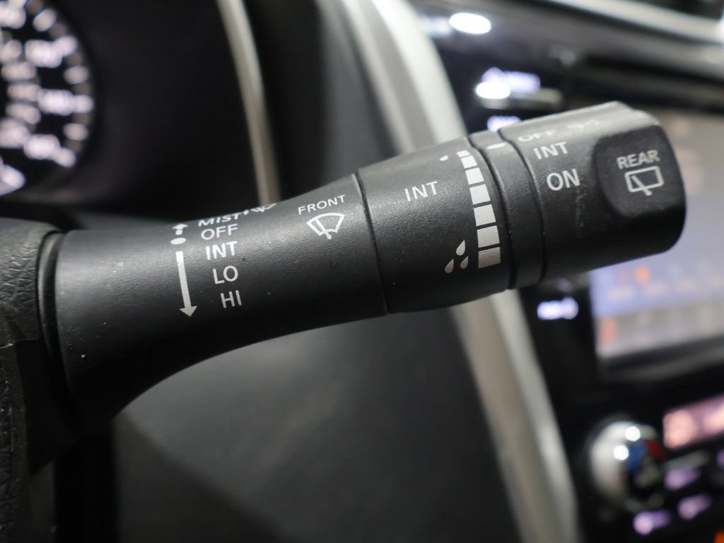 Used 2018 Nissan Murano SV AWD/4WD image 36