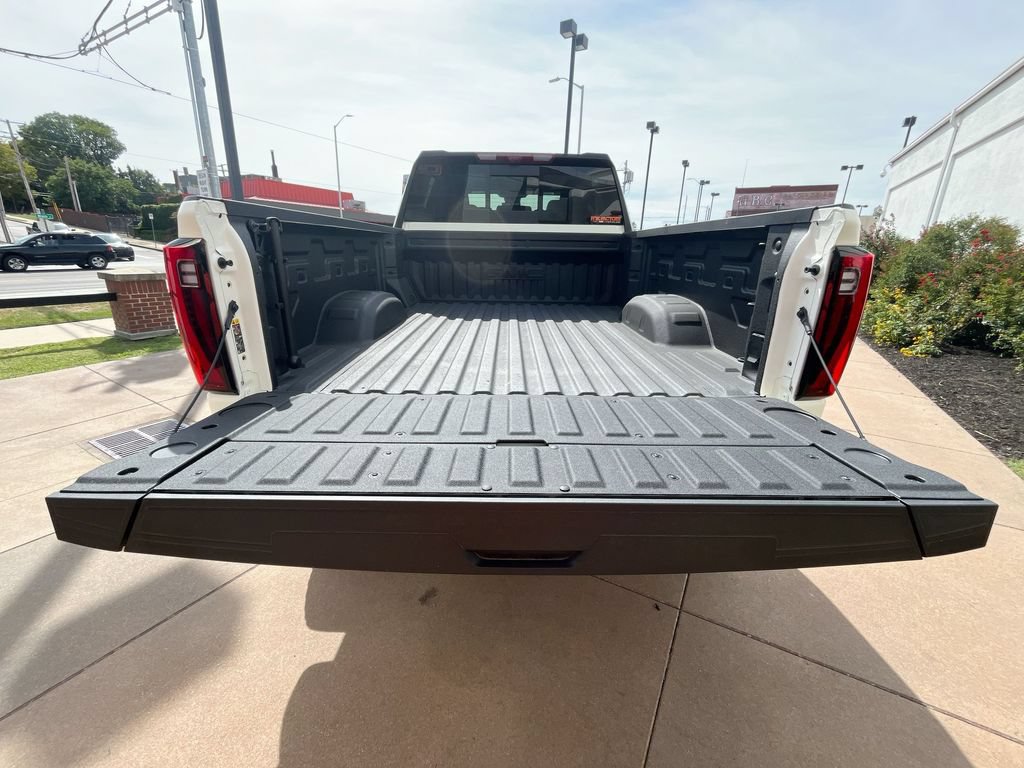 New 2025 GMC Sierra 2500 Denali w/ Denali Reserve Package AWD/4WD image 38