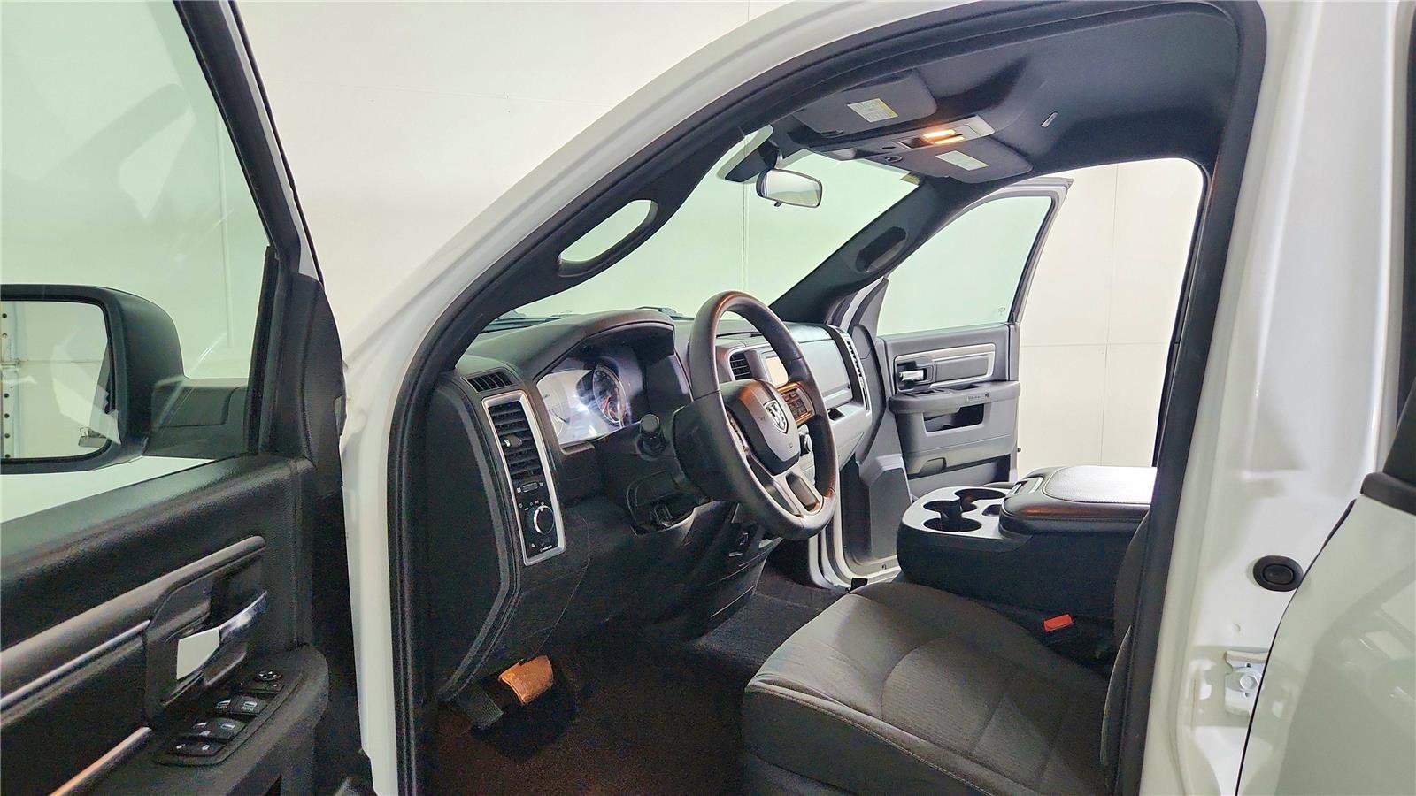 Used 2022 RAM 1500 Classic Warlock image 18