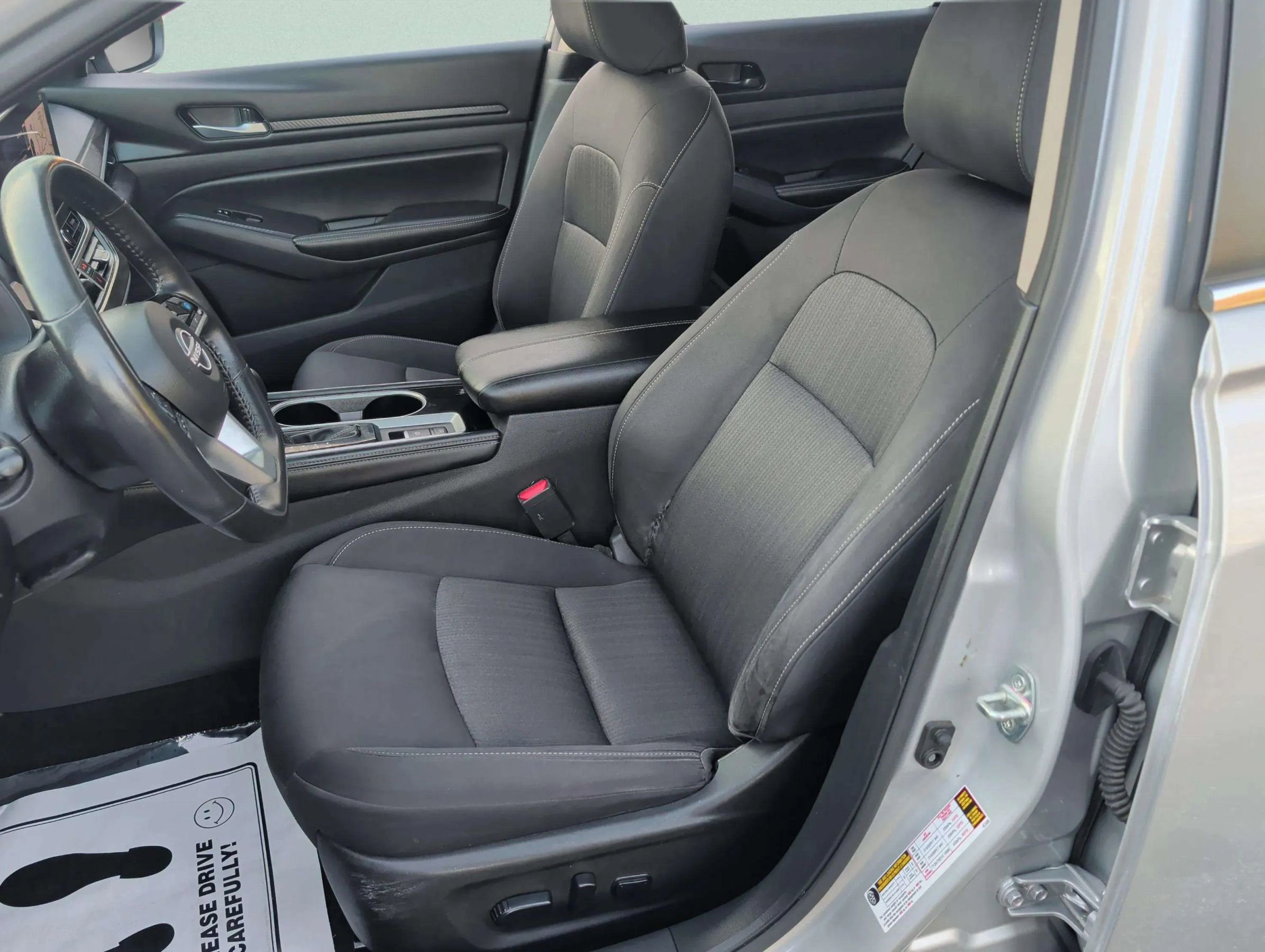 Used 2024 Nissan Altima 2.5 SV w/ SV Premium Package FWD image 21