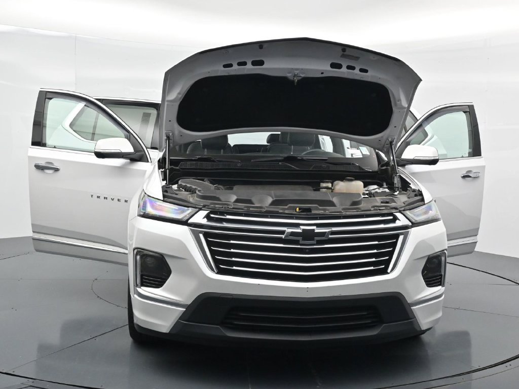 Used 2023 Chevrolet Traverse Premier FWD image 37