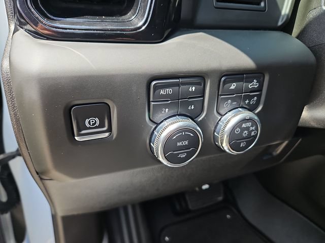 Used 2025 GMC Sierra 2500 AT4 AWD/4WD image 17