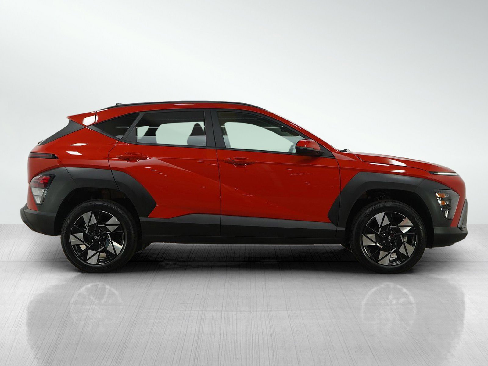 Used 2025 Hyundai Kona SEL image 6
