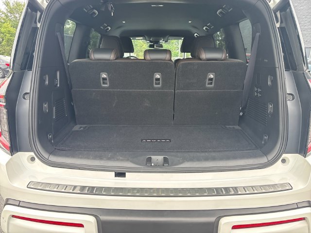 Certified 2026 Nissan Armada SL w/ Captain's Chari Seat Package AWD/4WD image 18