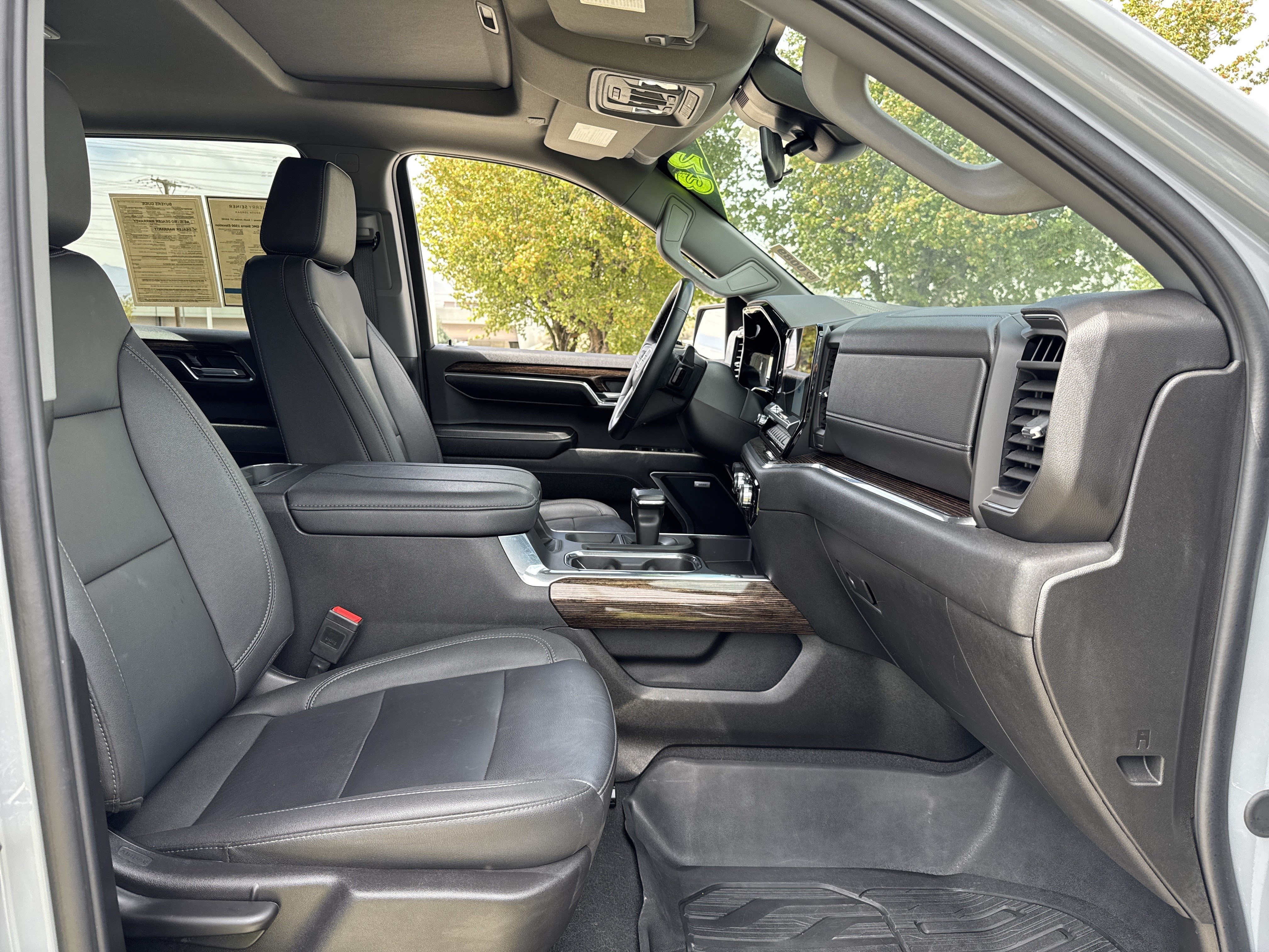 Used 2024 GMC Sierra 1500 Elevation w/ Elevation Premium Package AWD/4WD image 20