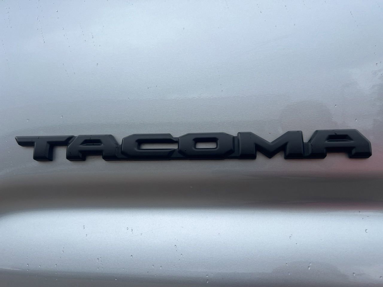 Used 2023 Toyota Tacoma SR5 w/ Technology Package AWD/4WD image 8