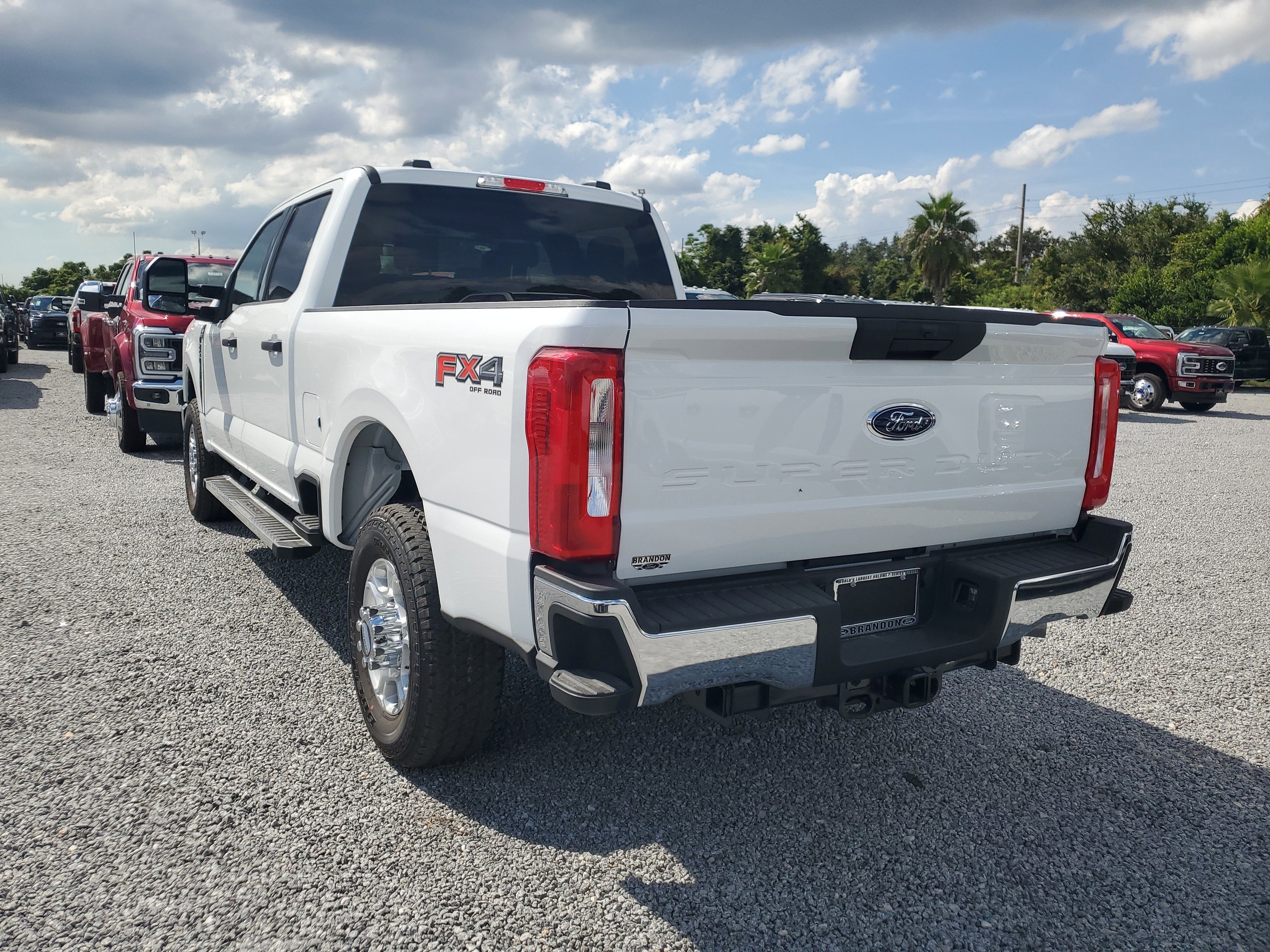 New 2026 Ford F250 XLT w/ FX4 Off-Road Package image 7