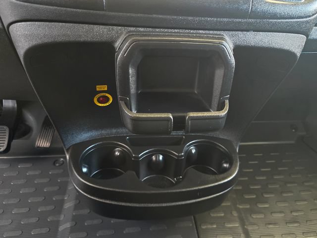 Used 2025 RAM ProMaster 2500 FWD image 16